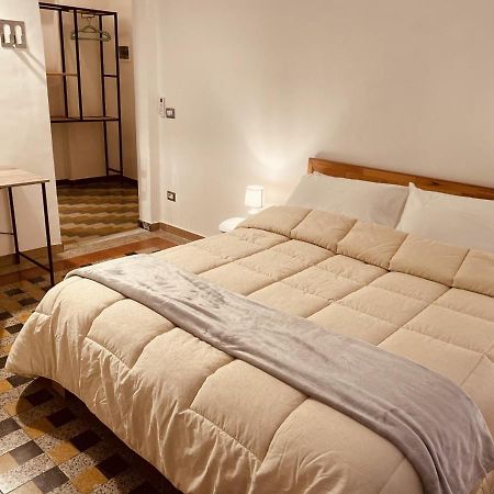 Bed and Breakfast Il Giardino Di Iole Via Giovanni Amendola N36 Сассарі Екстер'єр фото
